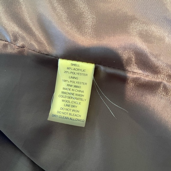 Elie Tahari Faux Fur Coat - Picture 8 of 9